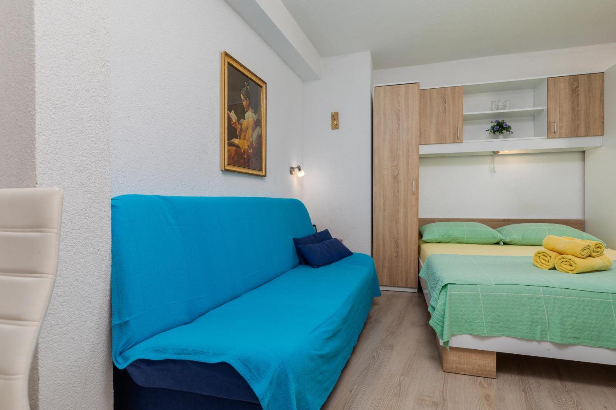 Apartments By The Sea Drasnice, Makarska - 6697 Room photo
