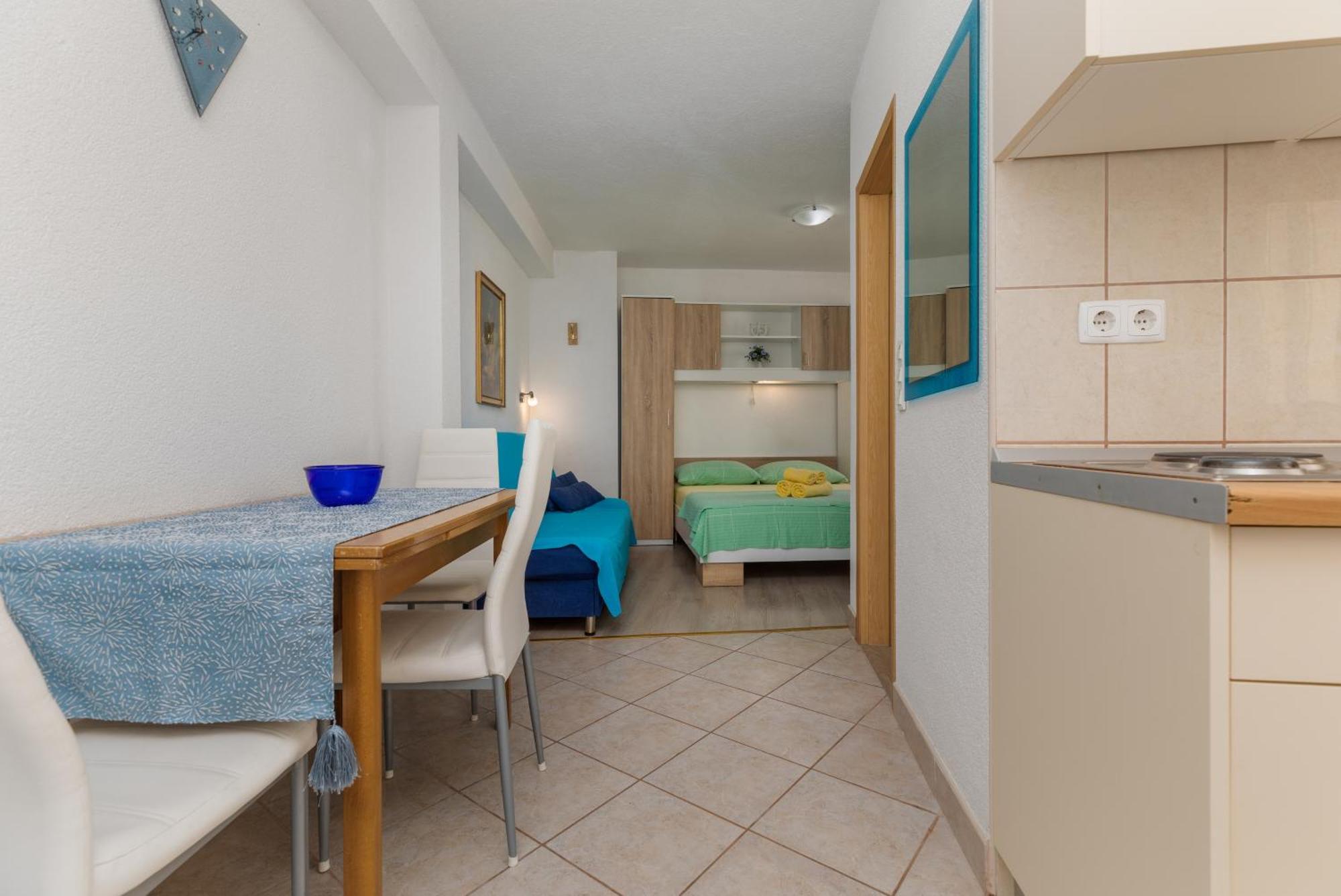 Apartments By The Sea Drasnice, Makarska - 6697 Room photo