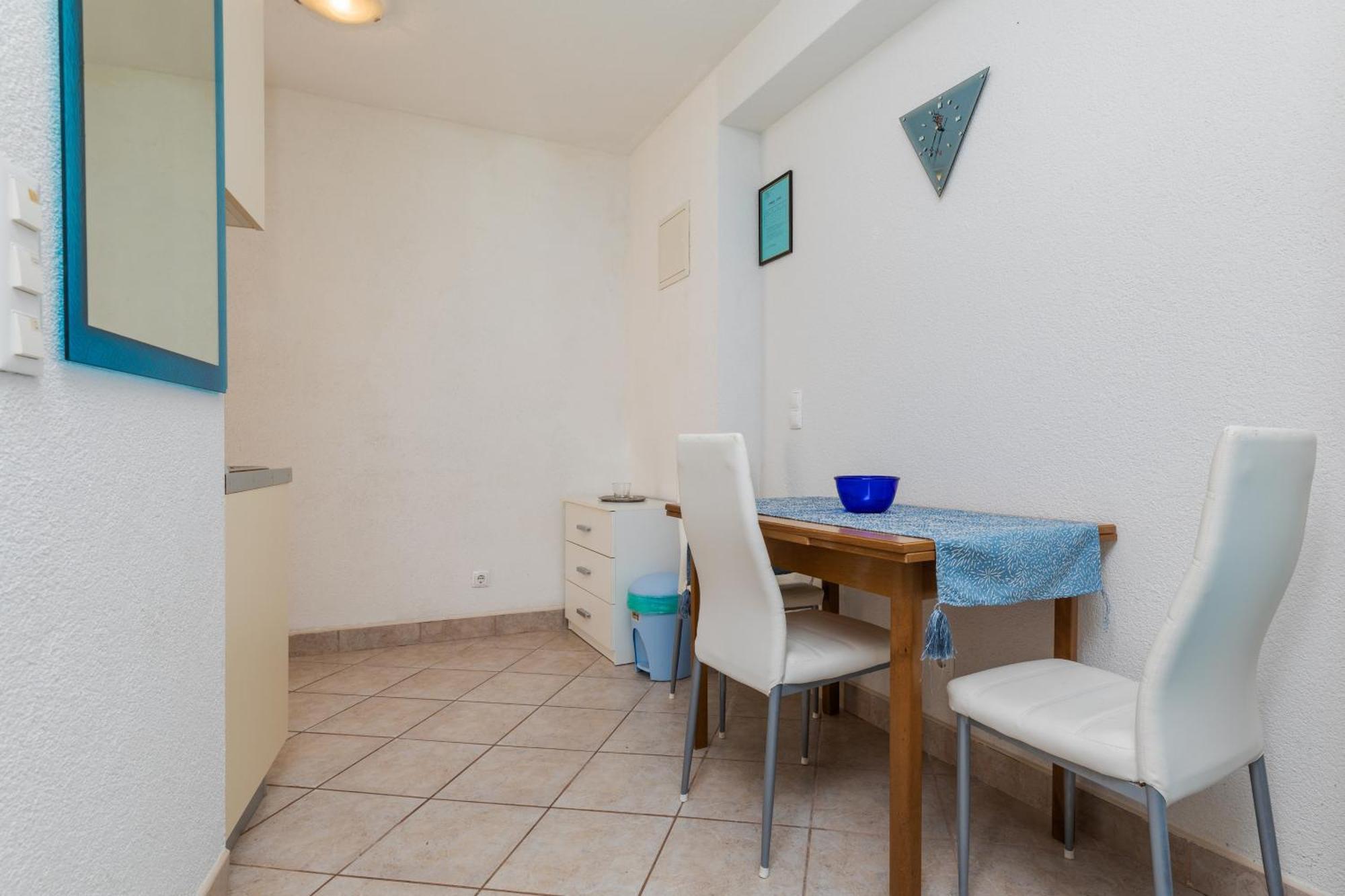 Apartments By The Sea Drasnice, Makarska - 6697 Exterior photo