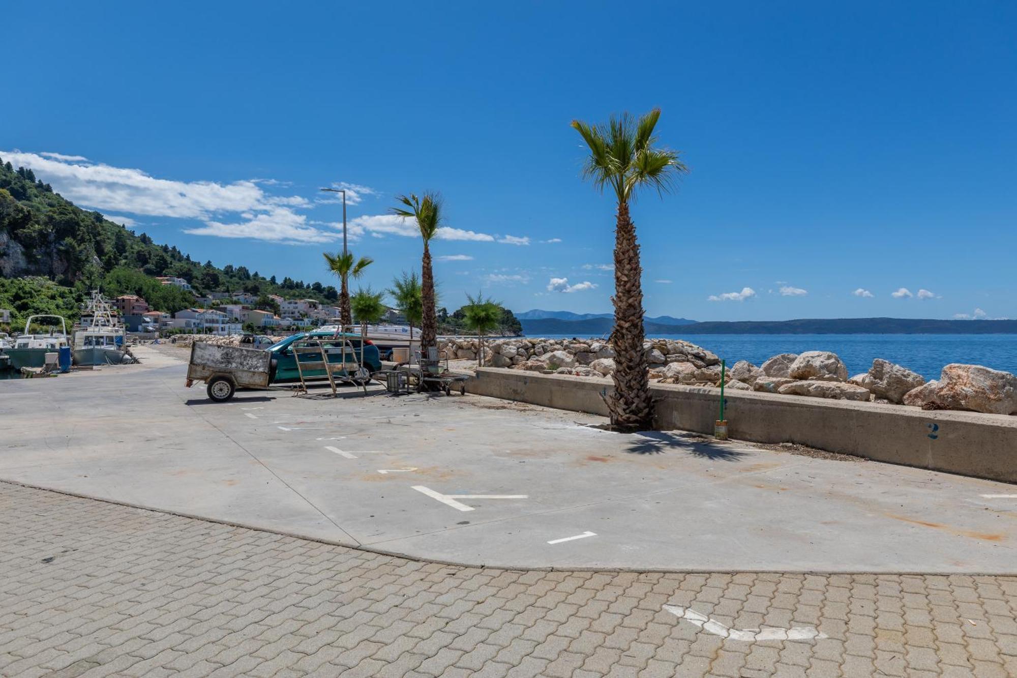 Apartments By The Sea Drasnice, Makarska - 6697 Exterior photo